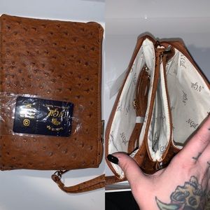 Faux ostrich crossbody/wristlet